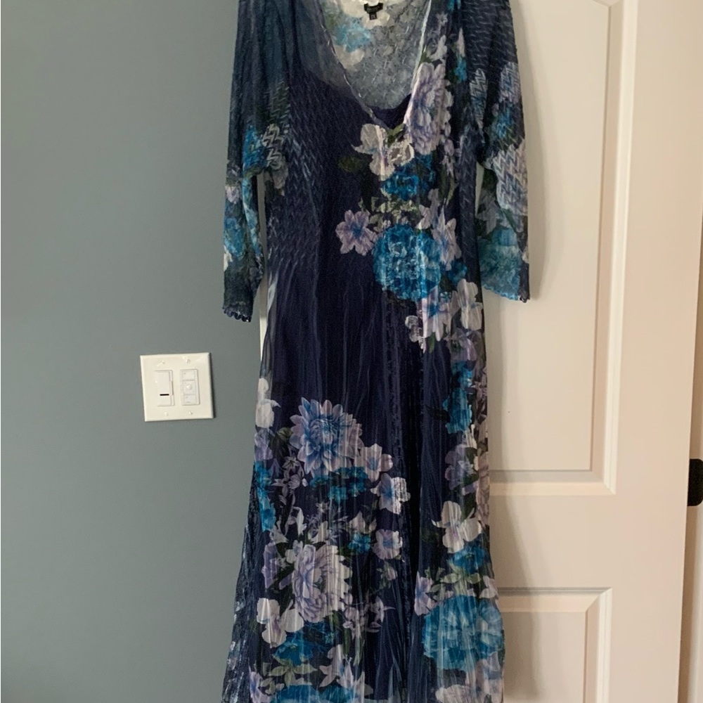 Kamarov midi-dress 3/4 sleeve
